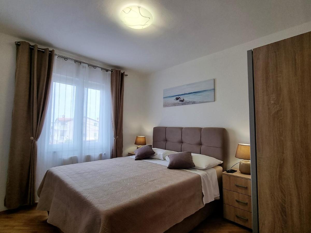 Apartments Valentina 乌马格 外观 照片