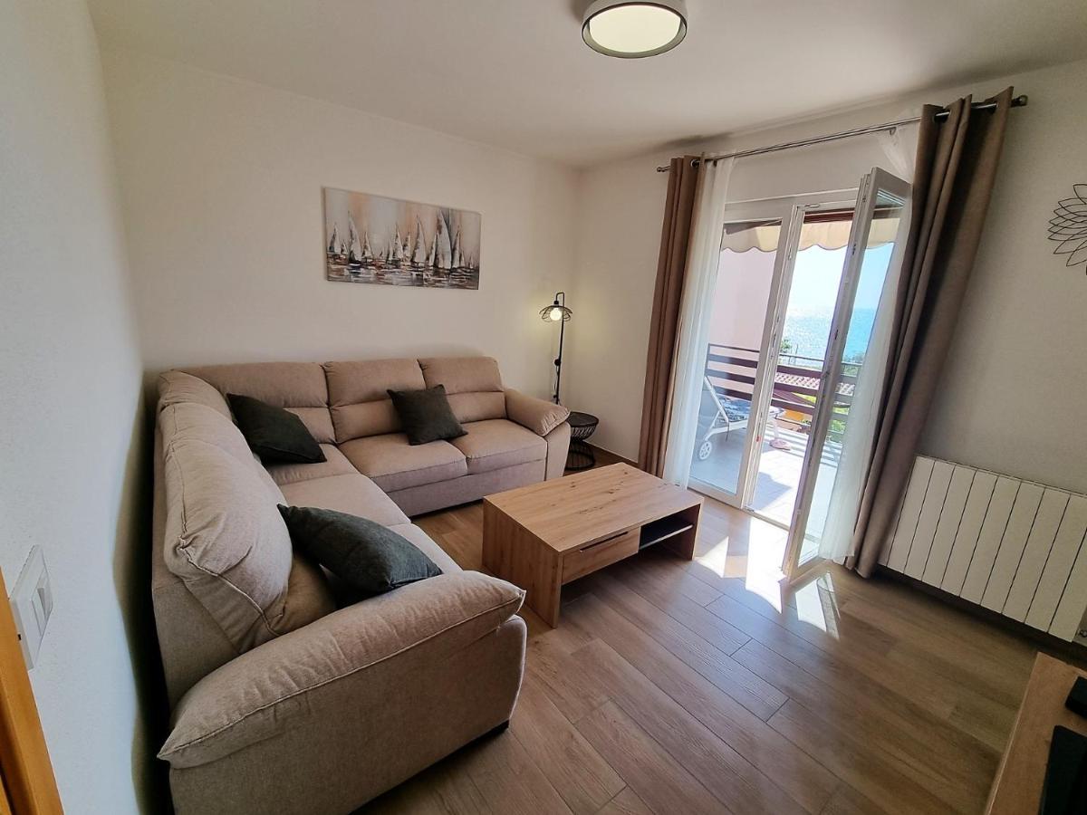 Apartments Valentina 乌马格 外观 照片